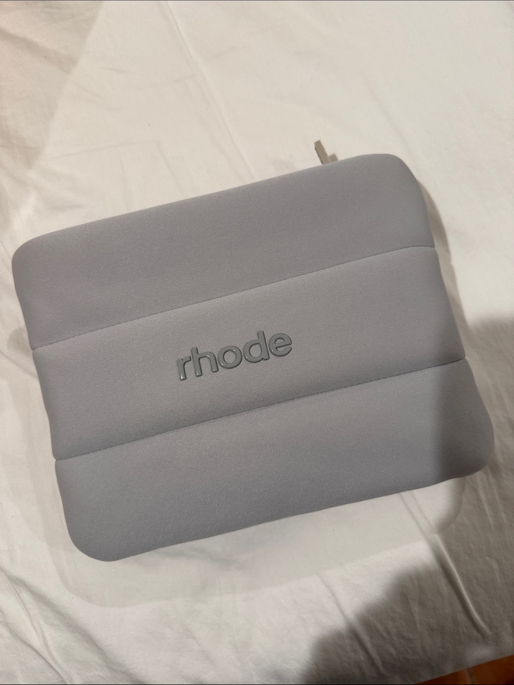 Rhode Quilted Padded Tech Cosmetic Case In Light Gray